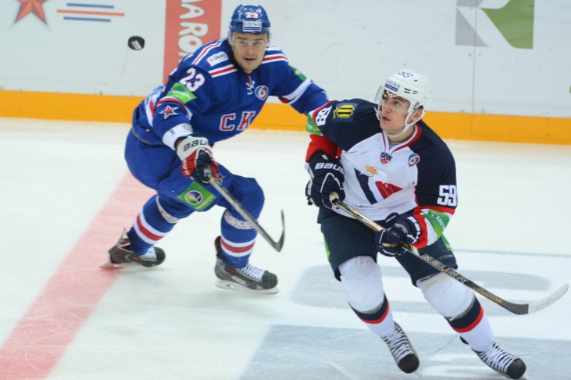 Momentka ze zápasu KHL mezi Slovanem a Petrohradem.