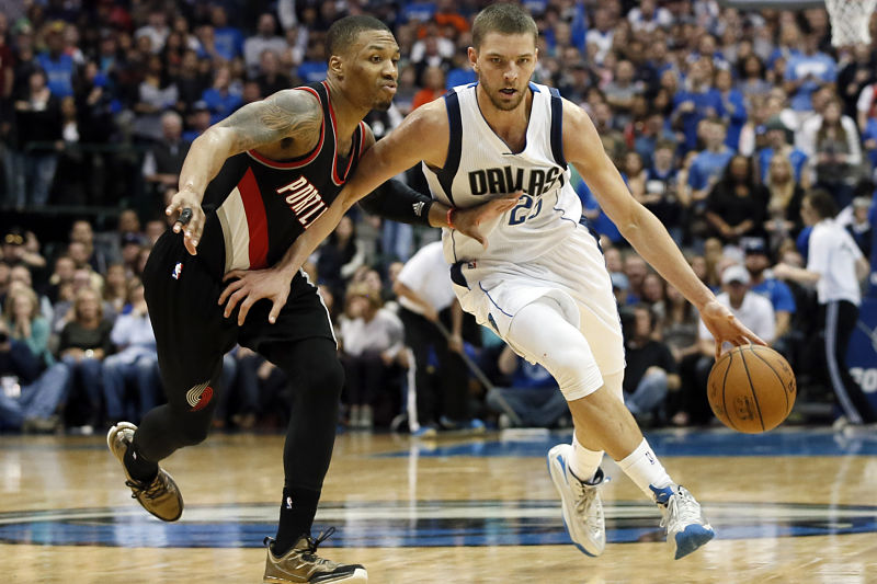 Basketbalisté Dallasu v sobotním utkání NBA porazili Portland 111:101.