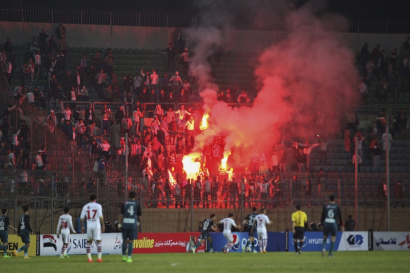 Nepokoje začaly již na stadionu. Nepokoje začaly již na stadionu.