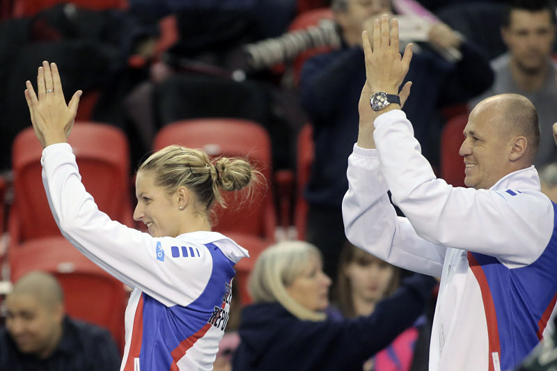 Kapitán Petr Pála byl nadšený, jakým způsobem zvládl mladý tým českých tenistek 1. kolo Fed Cupu v Kanadě. Kapitán Petr Pála byl nadšený, jakým způsobem zvládl mladý tým českých tenistek 1. kolo Fed Cupu v Kanadě.