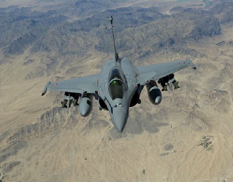 Letoun Rafale.