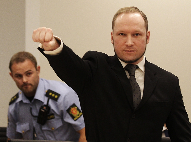 Anders Breivik nechce být sám. Anders Breivik nechce být sám.