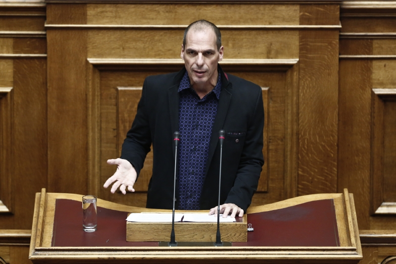 Řecký ministr financí Janis Varufakis. Řecký ministr financí Janis Varufakis.
