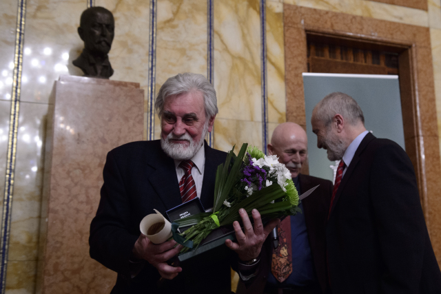 Letošní laureát ceny PEN klubu Josef Vinklát.