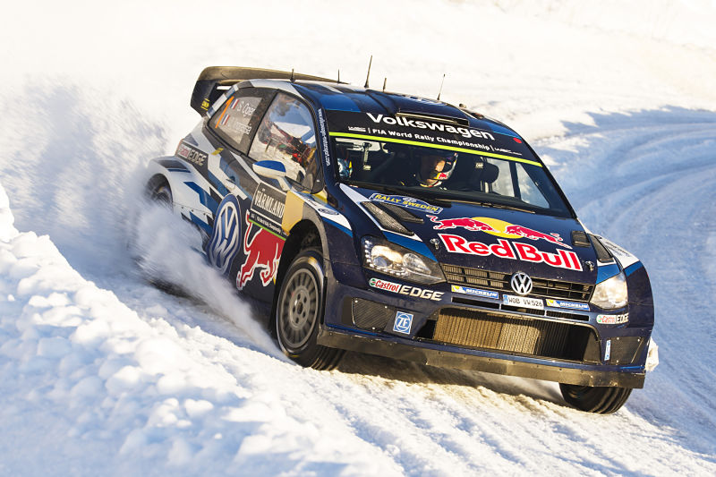 Švédskou rallye vyhrál po dramatickém závěru mistr světa Francouz Sébastien Ogier.
