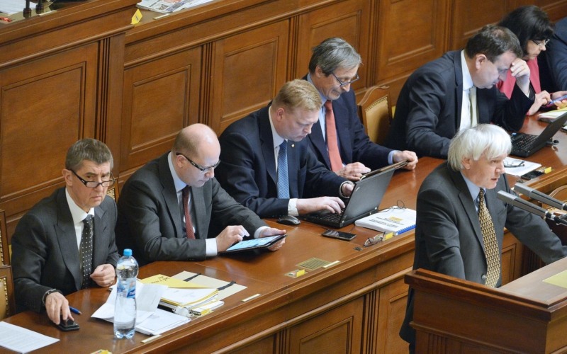 Členové vlády. Zleva Babiš, Sobotka, Bělobrádek, Stropnický. Členové vlády. Zleva Babiš, Sobotka, Bělobrádek, Stropnický.