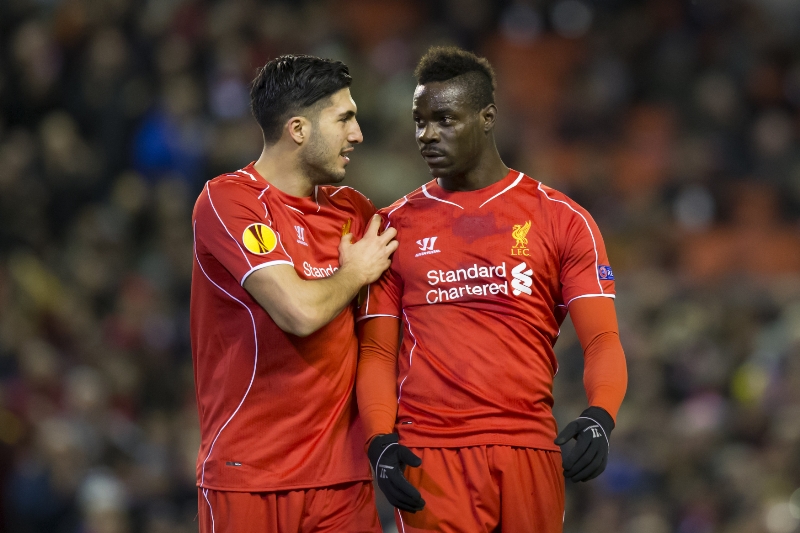 Mario Balotelli (vpravo) se svým spoluhráčem Canem. 