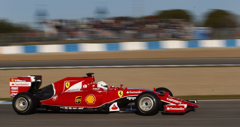 Sebastian Vettel v monopostu stáje Ferrari. Sebastian Vettel v monopostu stáje Ferrari.