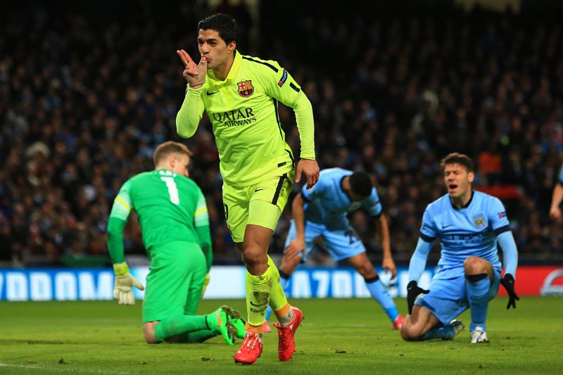 Dvěma góly se zasloužil Luis Suárez o výhru Barcelony 2:1 nad Manchesterem City. 