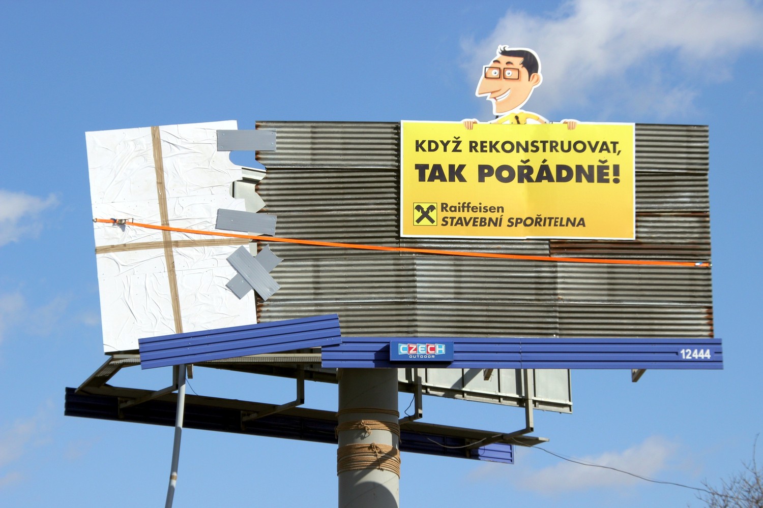 Reklama na Raiffeisen stavební spořitelny..