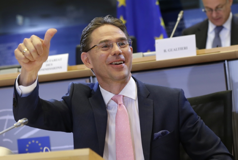 Místopředseda Evropské komise Jyrki Katainen oznámil souhlas ministrů.