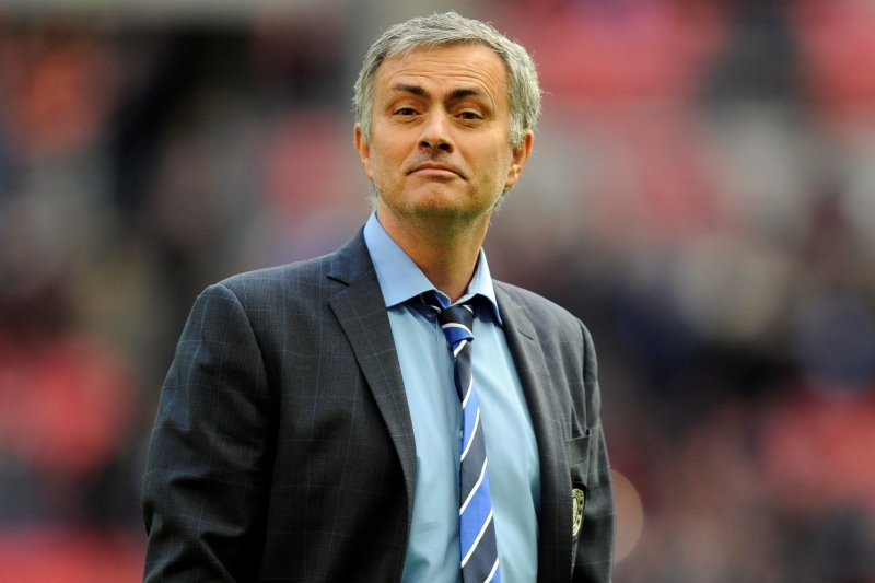 José Mourinho, trenér Chelsea. Uhlídá obrana jeho týmu Zlatana Ibrahimoviče i napoosmé?