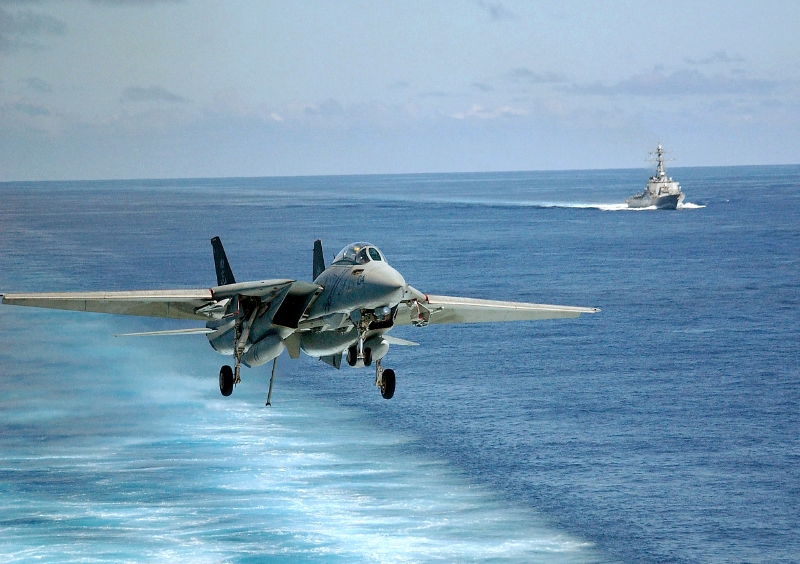 F-14 Tomcat před náletem v Iráku.