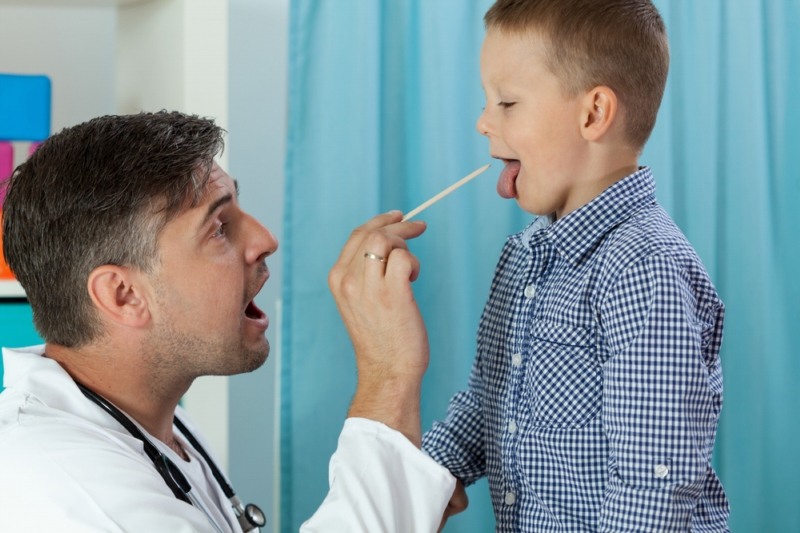 Podle ministerstva není důvod, proč by konopí neměli předepisovat i pediatři (ilustrační foto).