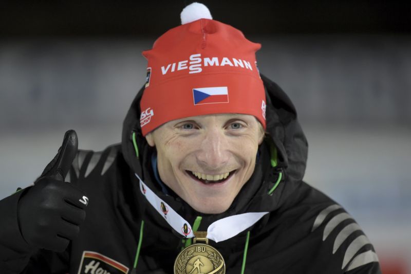 Ondřej Moravec s bronzovou medailí. 