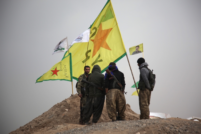 Kurdské bojové jednotky poblíž města Kobani.