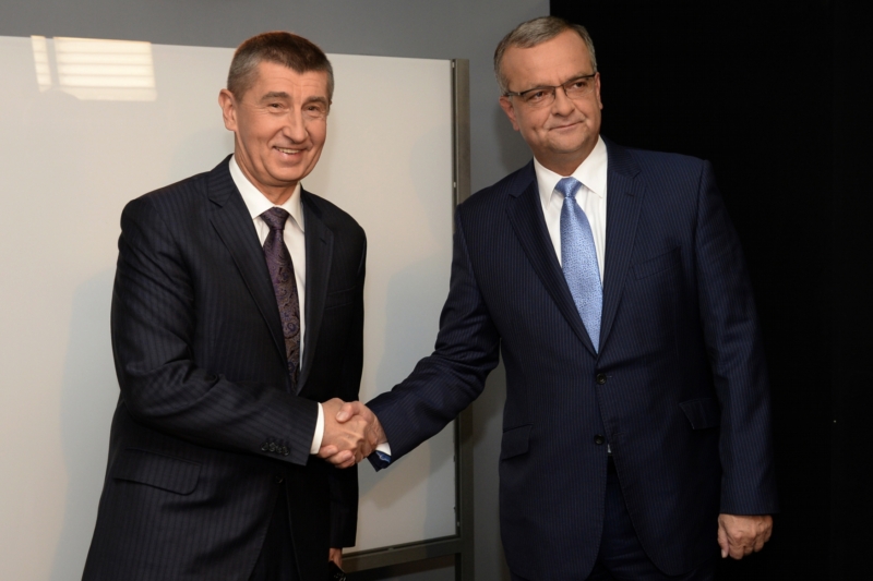 Andrej Babiš a Miroslav Kalousek se momentálně dohadují kvůli biopalivu.