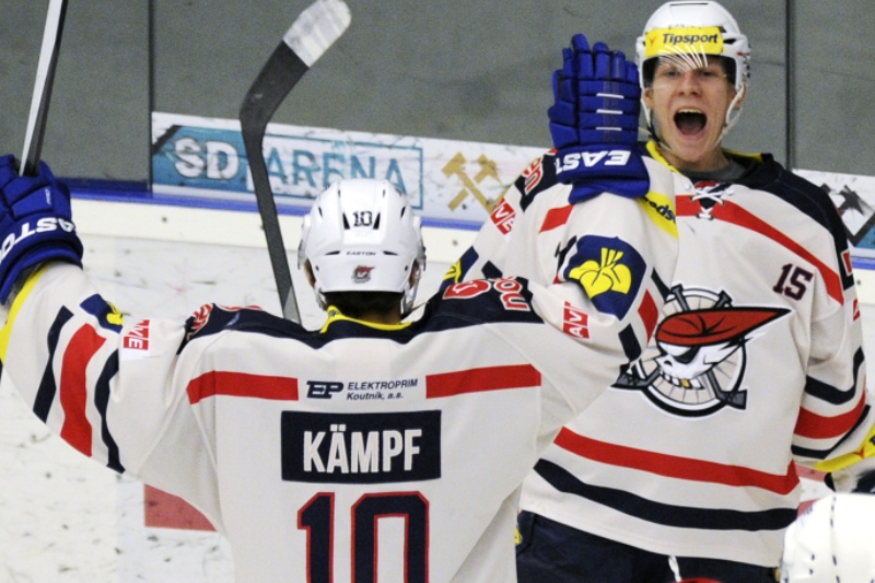 Ondřej Kaše a David Kämpf z Chomutova.