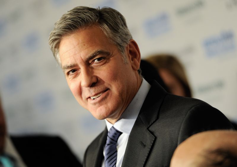 George Clooney by se měl hlídat, když si dá skleničku něčeho ostřejšího.