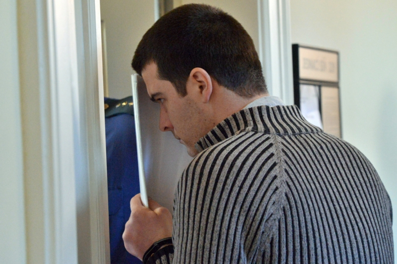 Zběsilý řidič Martin Odrouch, který ujížděl loni v únoru policii centrem Prahy. Zběsilý řidič Martin Odrouch, který ujížděl loni v únoru policii centrem Prahy.