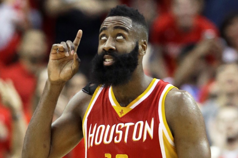 James Harden si v NBA vylepšil osobní rekord na 50 bodů a dovedl Houston k výhře 118:108 nad Denverem. 