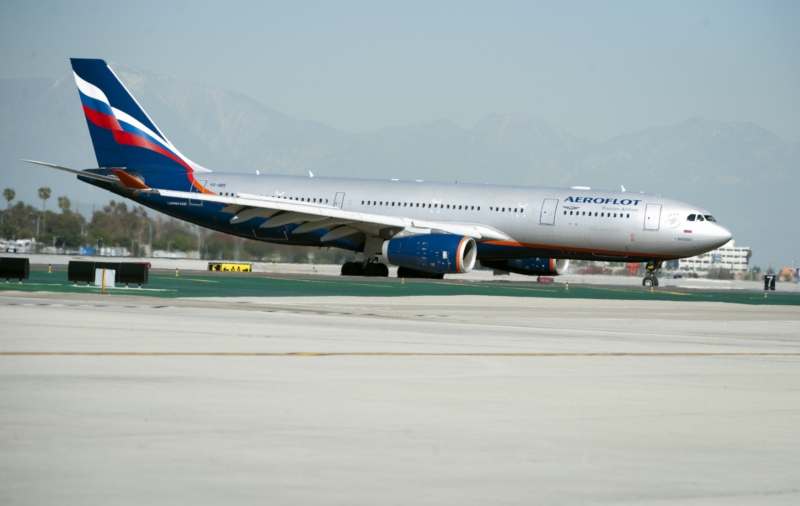 Ruský Aeroflot chce zrušit linku mezi Ruskem a Karlovými Vary. Ruský Aeroflot chce zrušit linku mezi Ruskem a Karlovými Vary.