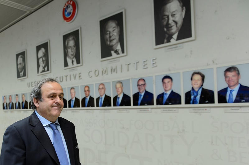. Na 39. kongresu ve Vídni bude téměř jistě znovuzvolen současný šéf Michel Platini, který je jediným kandidátem. . Na 39. kongresu ve Vídni bude téměř jistě znovuzvolen současný šéf Michel Platini, který je jediným kandidátem.
