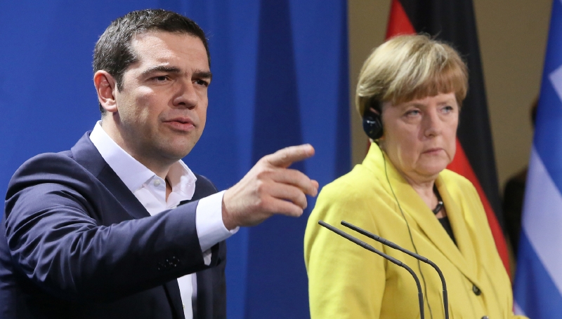 Řecký premiér Alexis Tsipras s německou kancléřkou Angelou Merkelovou. Řecký premiér Alexis Tsipras s německou kancléřkou Angelou Merkelovou.