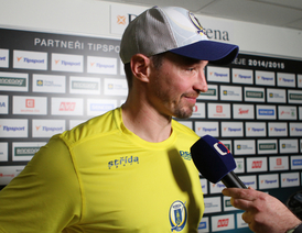 Petr Čajánek právě v přímém přenosu oznamuje konec kariéry.
