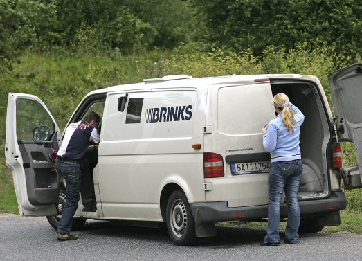 Auto bezpečnostní agentury.