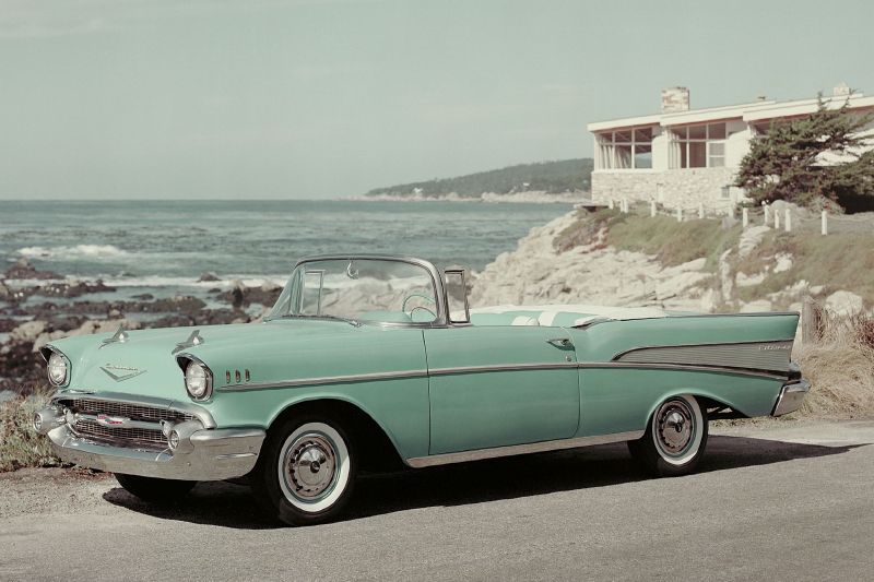 Mezi kubánskými veterány se objevuje i Chevrolet Bel Air z roku 1957.