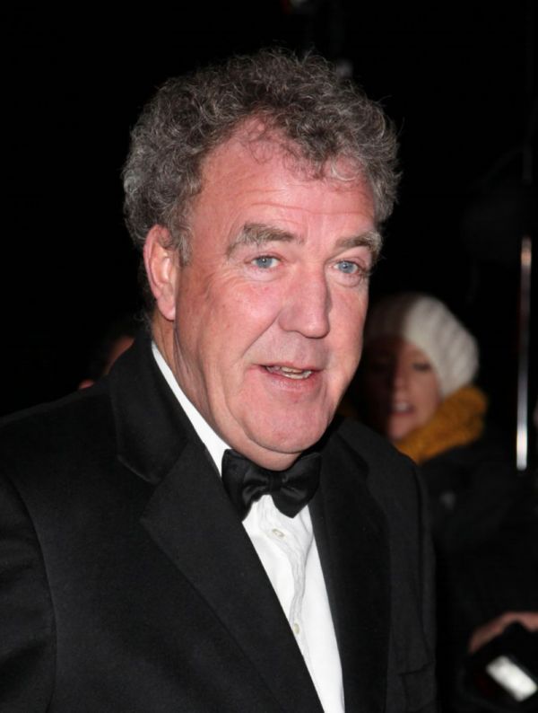 Clarkson až dosud ruská auta a Rusko kritizoval, ale stanice doufá, že změní názor.