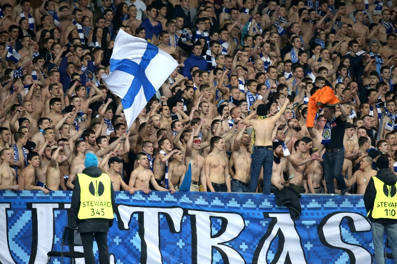 Fanoušci Dynama. 