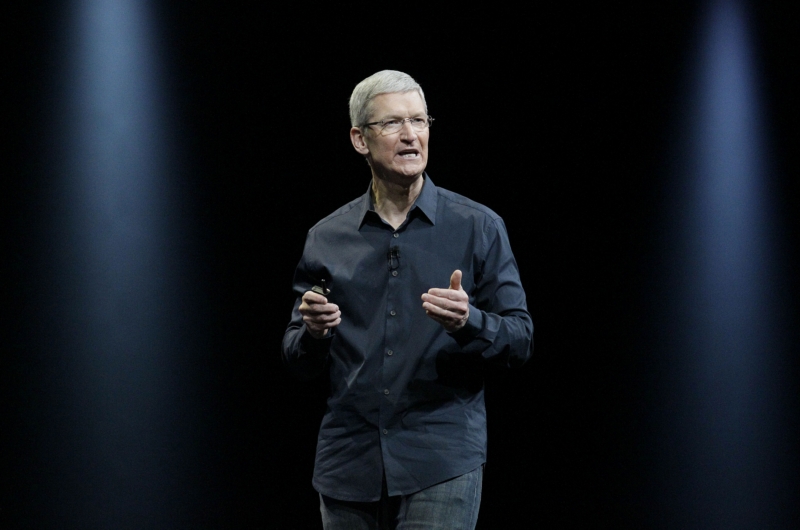 Šéf amerického Applu Tim Cook rozšíří řady boháčů, kteří věnují svůj majetek na dobročinné účely.