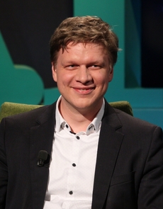 Podle Hudečka se vědělo už v době, kdy byl primátorem Bohuslav Svoboda (ODS), tedy v letech 2010 až 2013, že vlhkost může v tunelu Blanka dělat problémy.