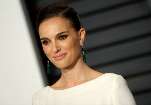 Ideálu krásy se přiblížila i herečka Natalie Portmanová.