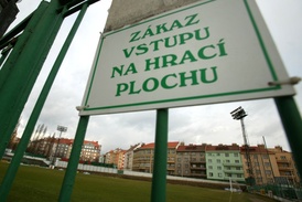 Krach Bohemky a její následnou obnovu provázely vleklé právní spory.