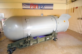Americká jaderná bomba typu B53.