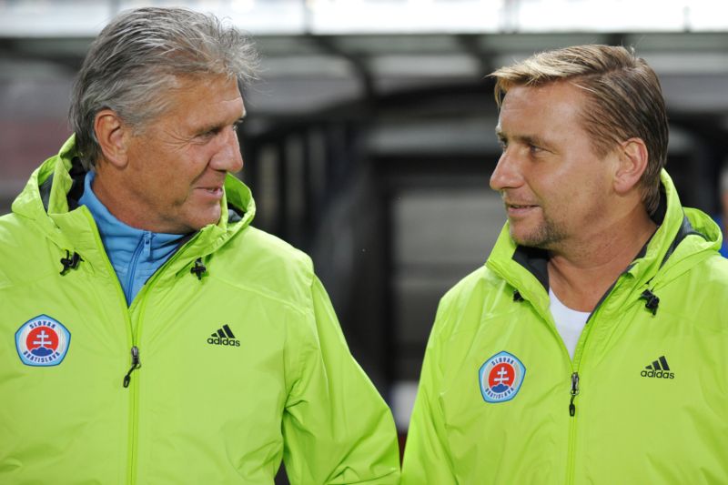 Jozef Chovanec společně s Horstem Sieglem skončili na lavičce Slovanu. 
