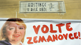 SPOZ sice deklarovala, že za volby utratila jen 25 milionů, ale jejich billboardy zaplavily celou zemi.