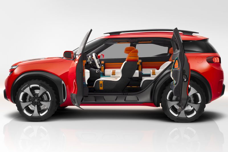 Citroën Aircross s protisměrným otevíráním dveří a bez středového sloupku.
