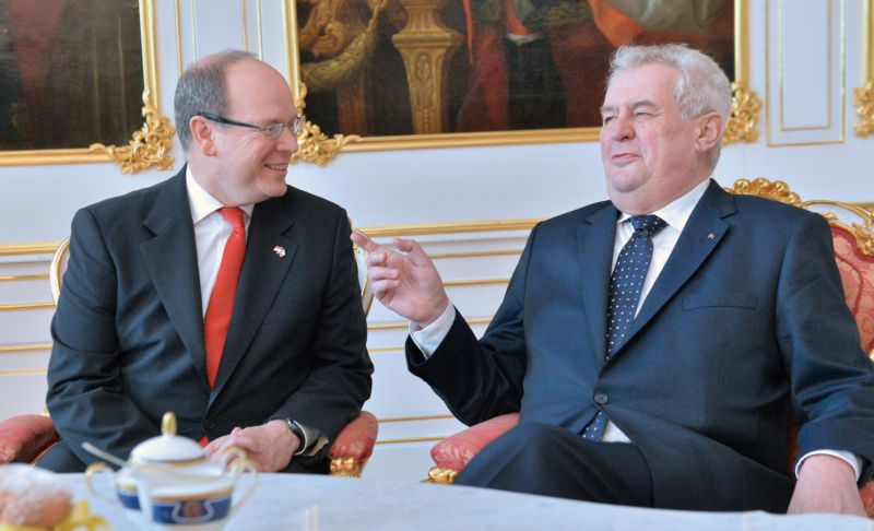 Český prezident zřejmě knížete pobavil. Český prezident zřejmě knížete pobavil.