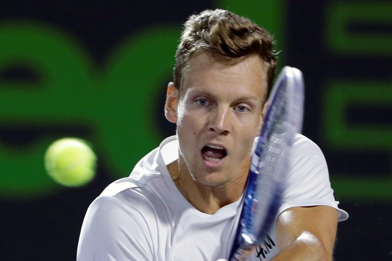 Tomáš Berdych v prvním letošním utkání na antuce porazil v Monte Carlu 6:4 a 7:6 Ukrajince Sergeje Stachovského. Tomáš Berdych v prvním letošním utkání na antuce porazil v Monte Carlu 6:4 a 7:6 Ukrajince Sergeje Stachovského.