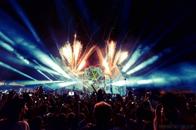 Stage Open Air festivalu Let It Roll v Benešově v roce 2014.