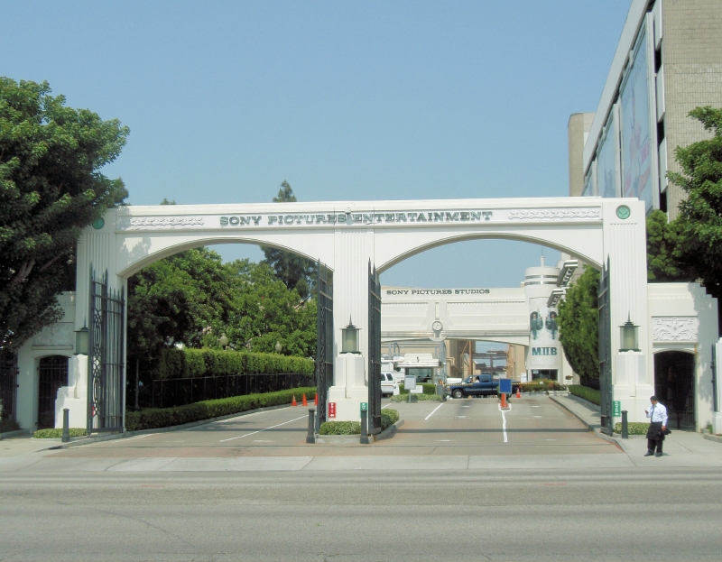 Brána do studia Sony Pictures Entertainment.
