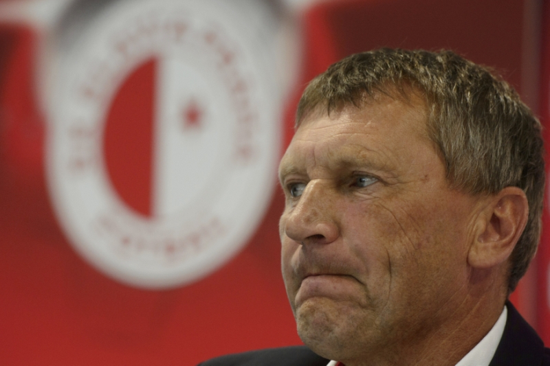 Trenér Slavie Miroslav Beránek.