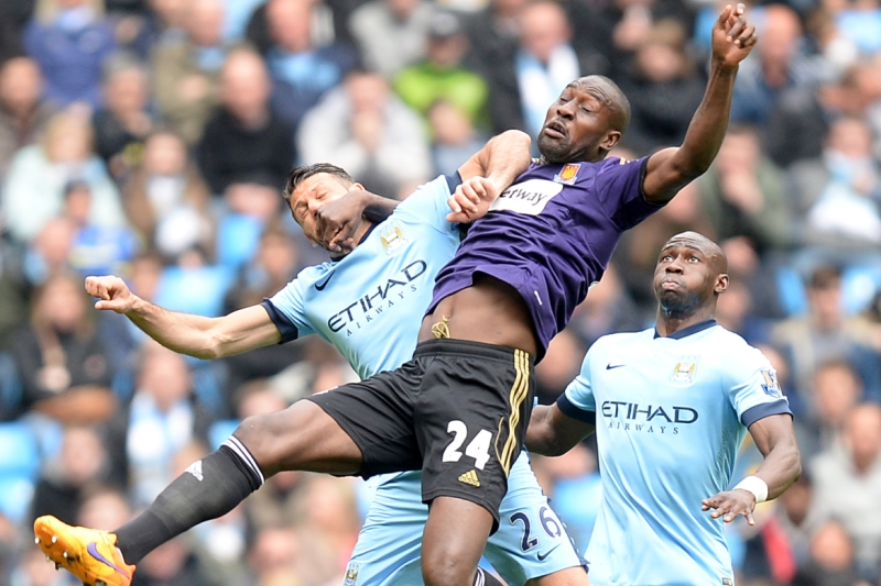 Manchester City po dvou porážkách vyhrál.