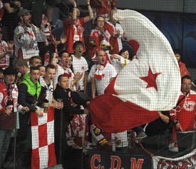 Fanoušci Slavie trpí.