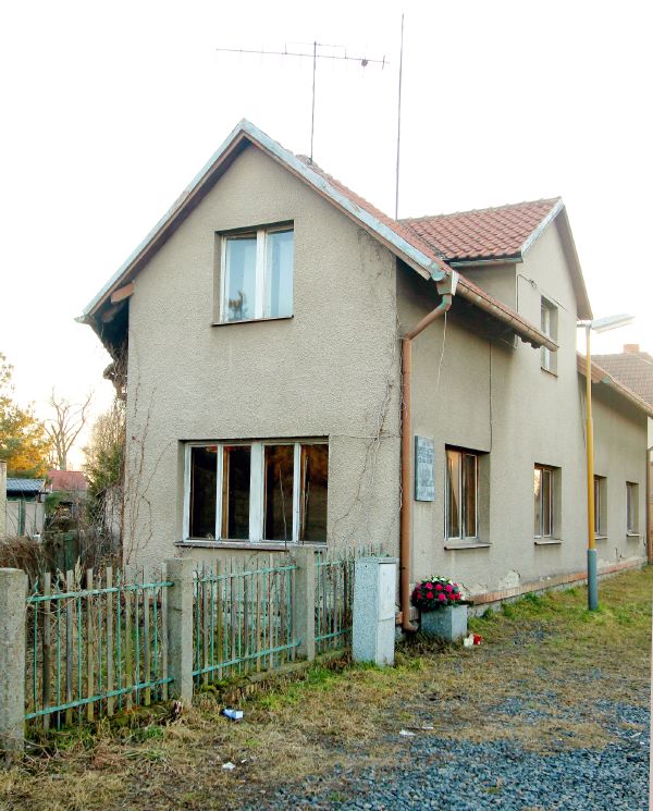 Rodný dům Jana Palacha ve Všetatech na Mělnicku.