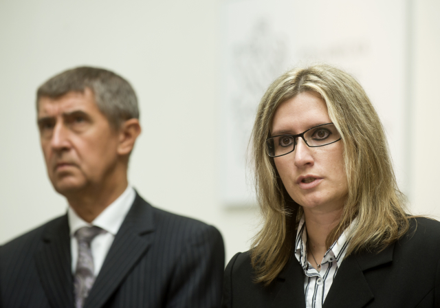 Ministr financí Andrej Babiš a ministryně pro místní rozvoj Karla Šlechtová. Ministr financí Andrej Babiš a ministryně pro místní rozvoj Karla Šlechtová.